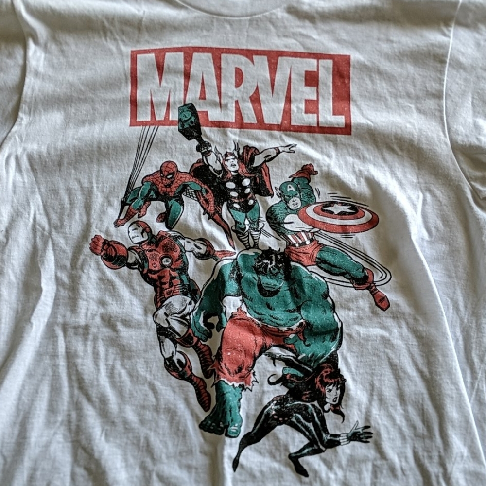 Marvel Avengers T-shirt Medium White
